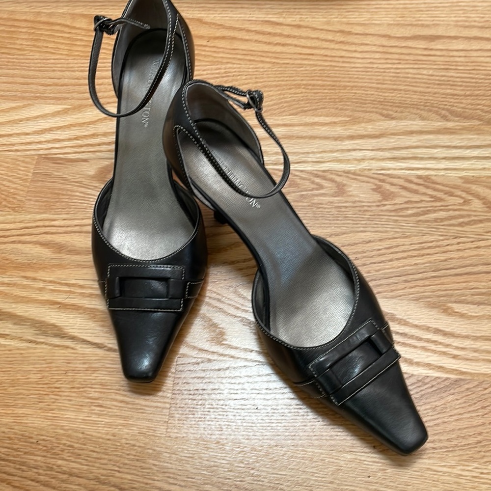 UEC - black heels, size 9